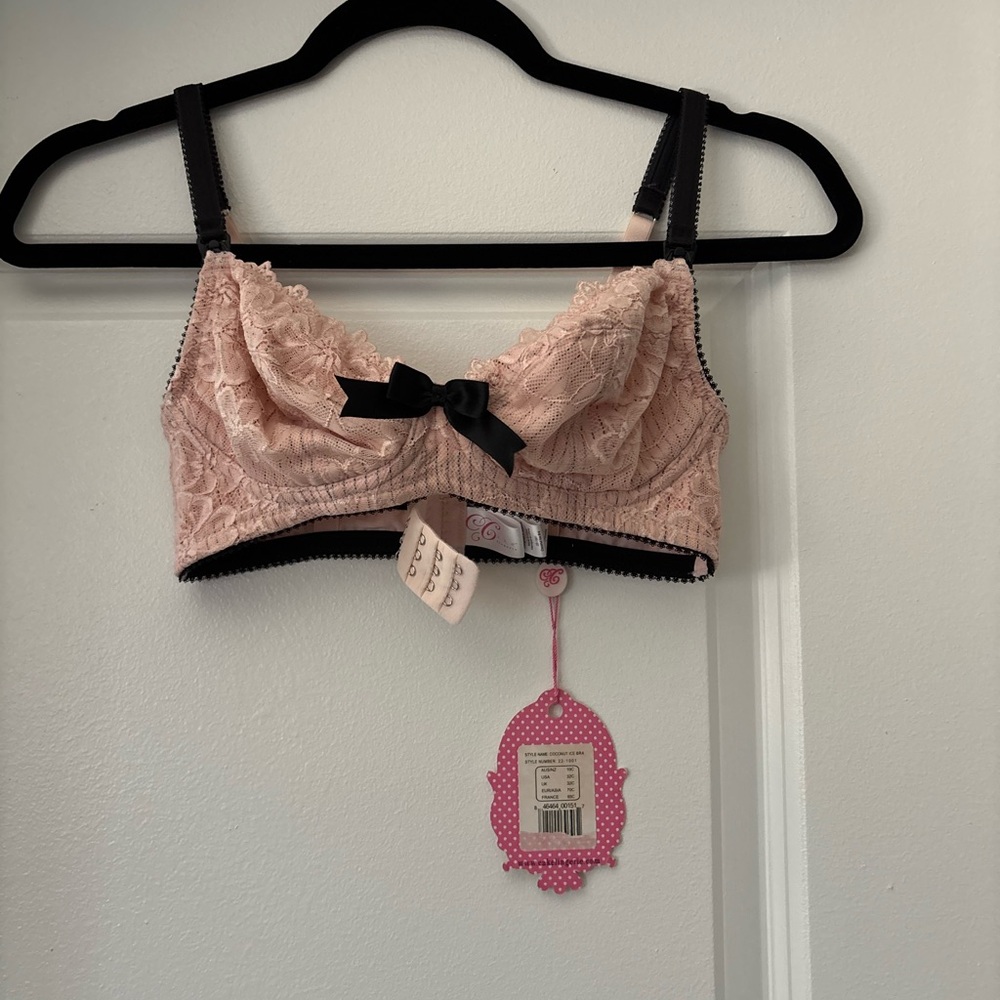 Cake Lingerie/Maternity/nursing Pink Lace Bra with Black Accents 32C